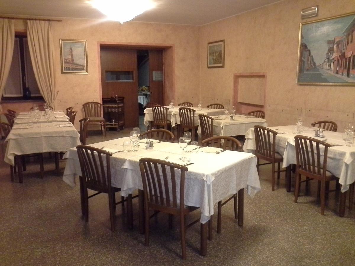 Hotel Ticino Ristorante Chierico Carbonara al Ticino Eksteriør billede